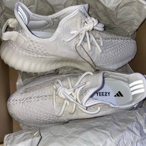 The Yeezy 350 V2 ‘Cream White